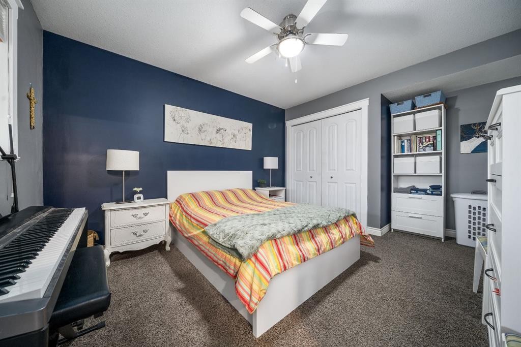 









61


White Pelican

Way,
Lake Newell Resort,




AB
T1R 0X5

