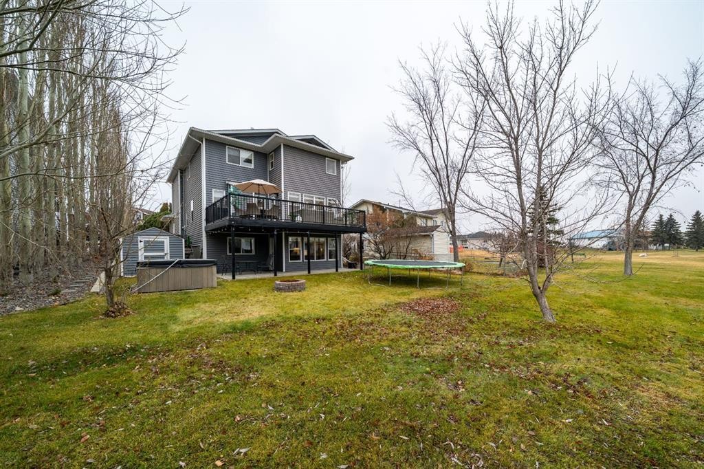 









61


White Pelican

Way,
Lake Newell Resort,




AB
T1R 0X5

