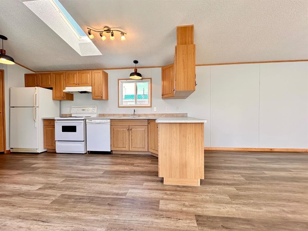 









318-349


Railway

Avenue,
Duchess,




AB
T0J 0Z0

