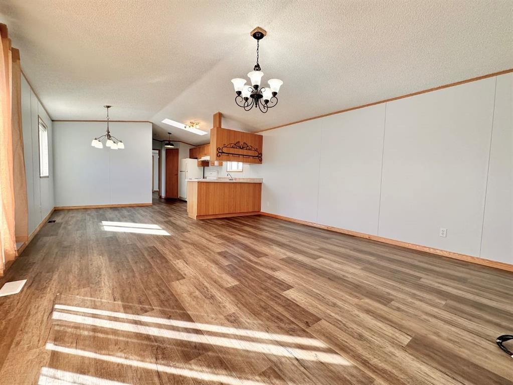 









318-349


Railway

Avenue,
Duchess,




AB
T0J 0Z0

