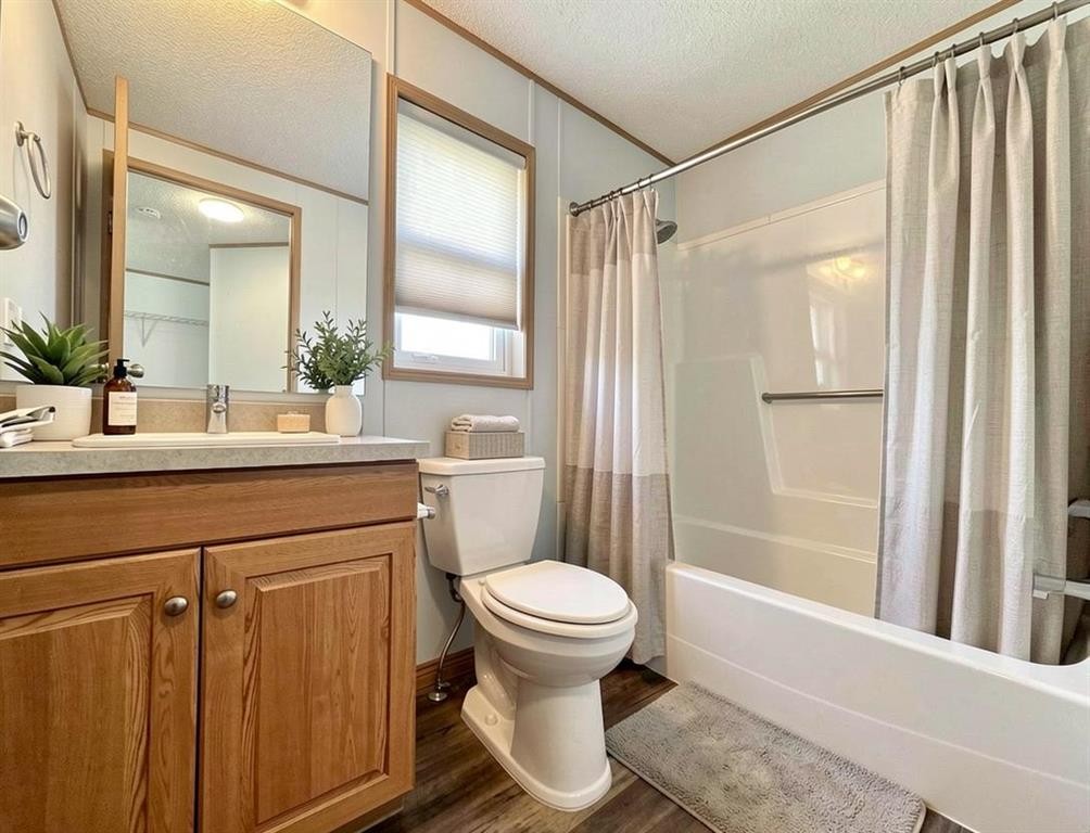 









318-349


Railway

Avenue,
Duchess,




AB
T0J 0Z0

