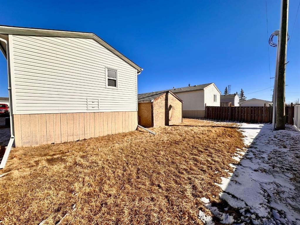 









318-349


Railway

Avenue,
Duchess,




AB
T0J 0Z0

