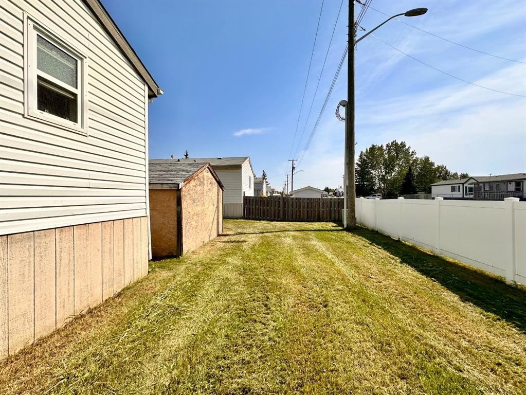 









318-349


Railway

Avenue,
Duchess,




AB
T0J 0Z0

