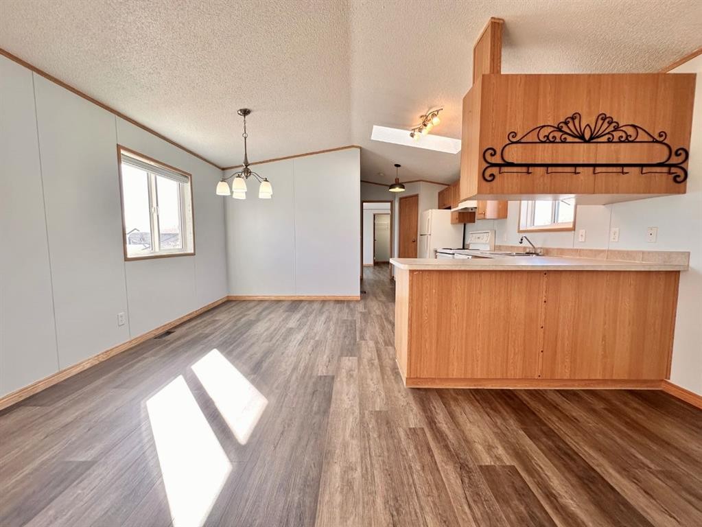 









318-349


Railway

Avenue,
Duchess,




AB
T0J 0Z0

