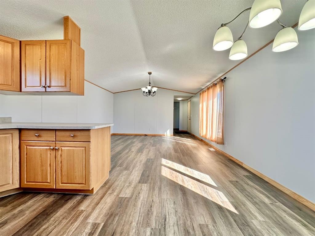 









318-349


Railway

Avenue,
Duchess,




AB
T0J 0Z0

