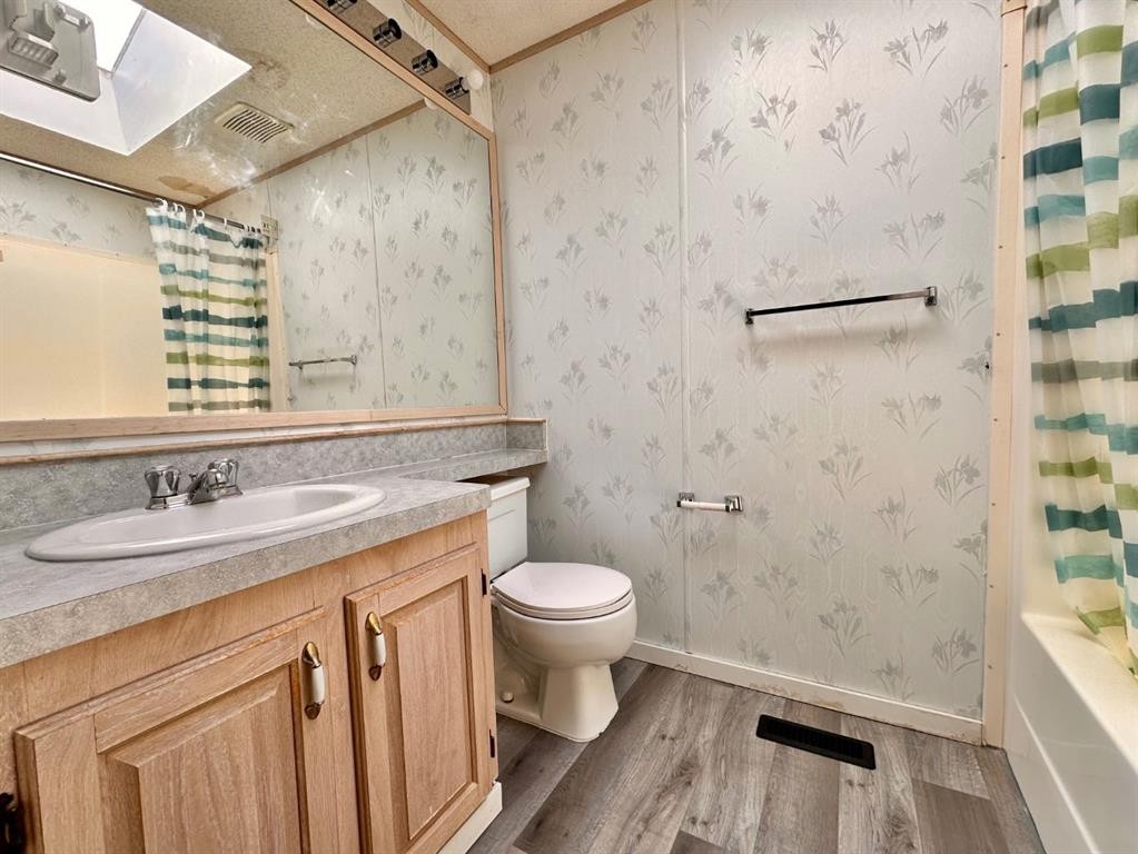 









613


Iris

Street,
Rosemary,




AB
T0J 2W0


