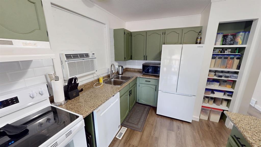 









427


4

Street,
Bassano,




AB
T0J0B0

