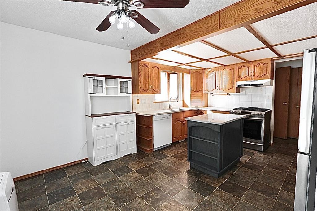 









59


Greenbrook

Drive East,
Brooks,




AB
T1R 0J6

