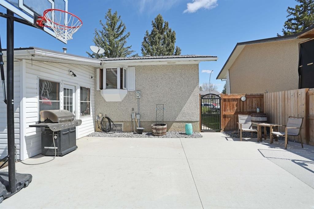 









59


Greenbrook

Drive East,
Brooks,




AB
T1R 0J6


