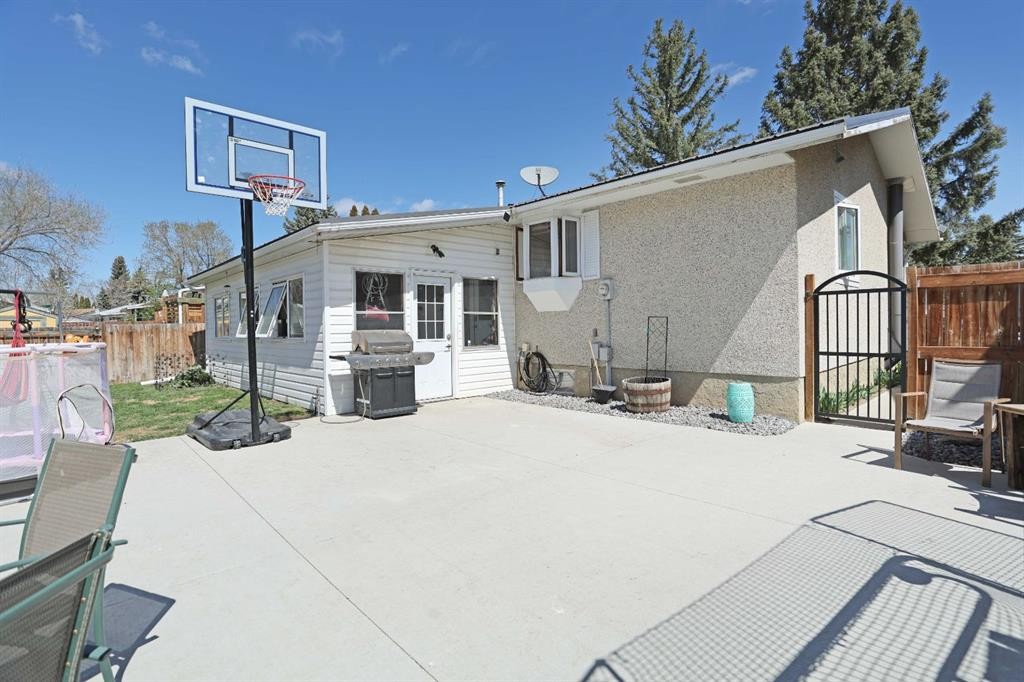 









59


Greenbrook

Drive East,
Brooks,




AB
T1R 0J6

