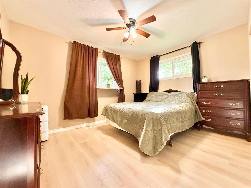 









66


2

Avenue East,
Tilley,




AB
T0J 3K0


