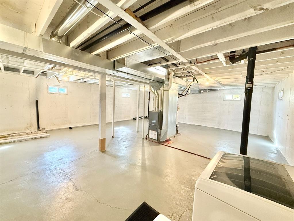 









66


2

Avenue East,
Tilley,




AB
T0J 3K0

