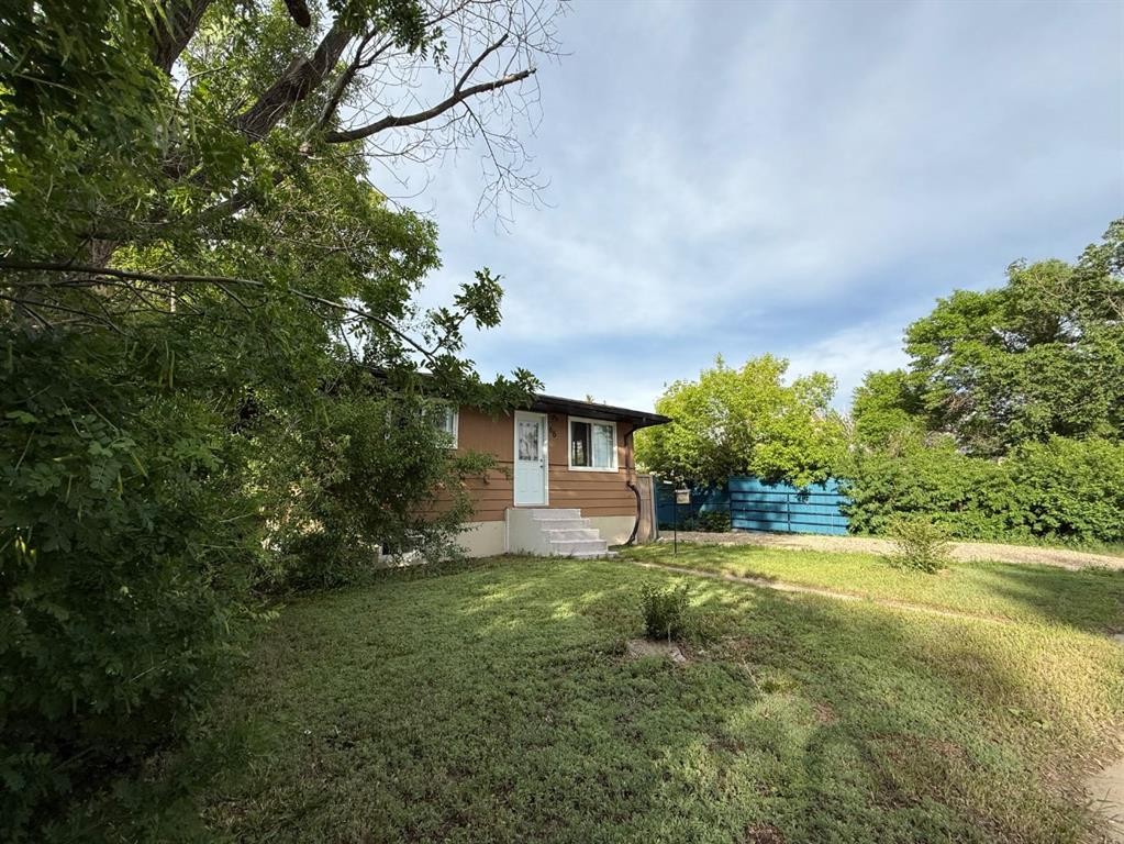









66


2

Avenue East,
Tilley,




AB
T0J 3K0

