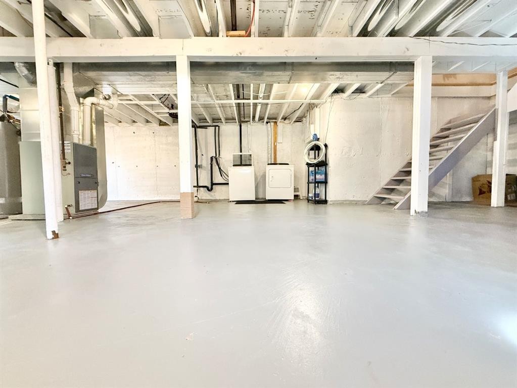 









66


2

Avenue East,
Tilley,




AB
T0J 3K0

