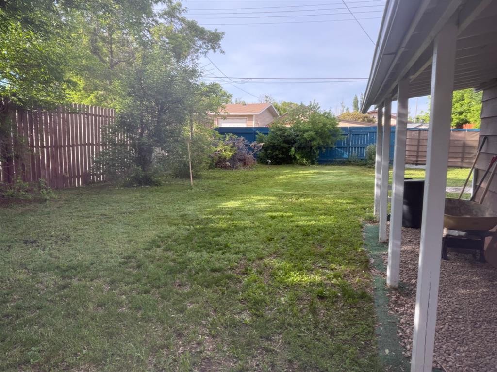 









66


2

Avenue East,
Tilley,




AB
T0J 3K0

