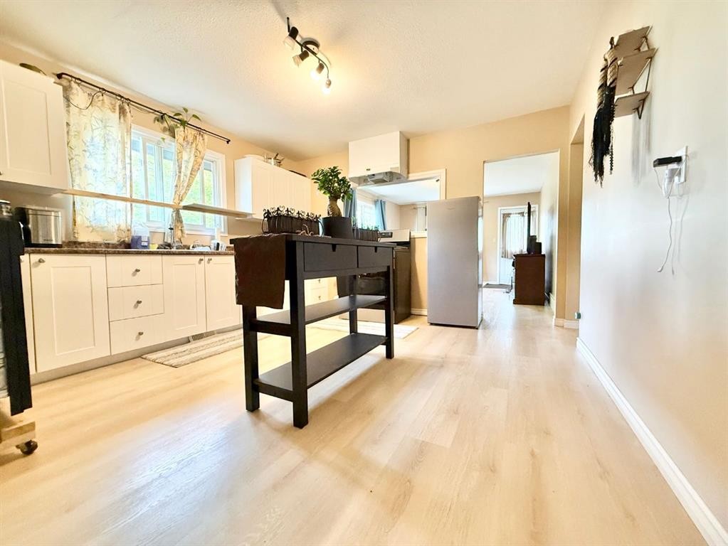 









66


2

Avenue East,
Tilley,




AB
T0J 3K0

