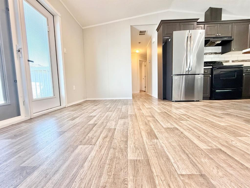 









144


Birch

Street West,
Brooks,




AB
T1R 1H8

