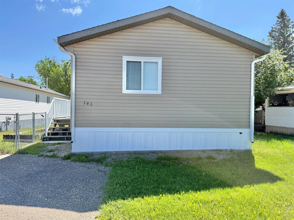 









144


Birch

Street West,
Brooks,




AB
T1R 1H8

