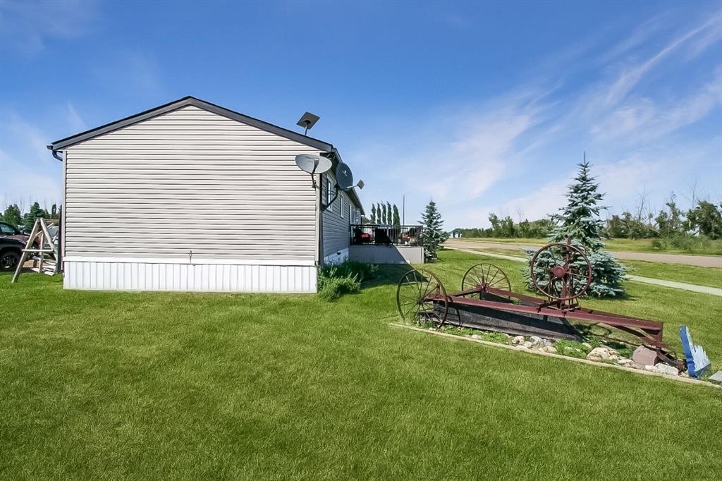 









327


3

Street,
Hays,




AB
T0K 1B0

