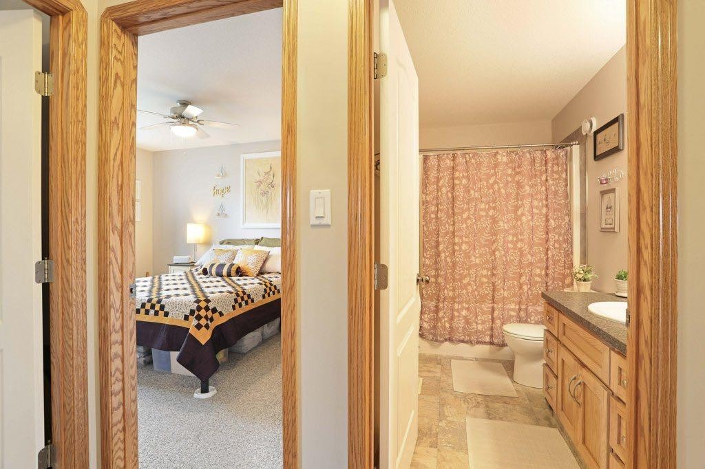 









447


Emerson

Avenue East,
Duchess,




AB
T0J 0Z0

