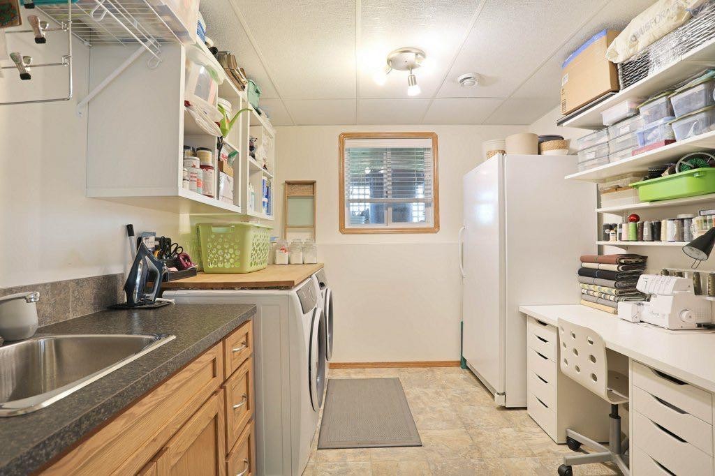 









447


Emerson

Avenue East,
Duchess,




AB
T0J 0Z0

