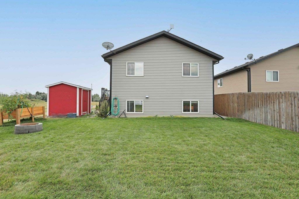 









447


Emerson

Avenue East,
Duchess,




AB
T0J 0Z0

