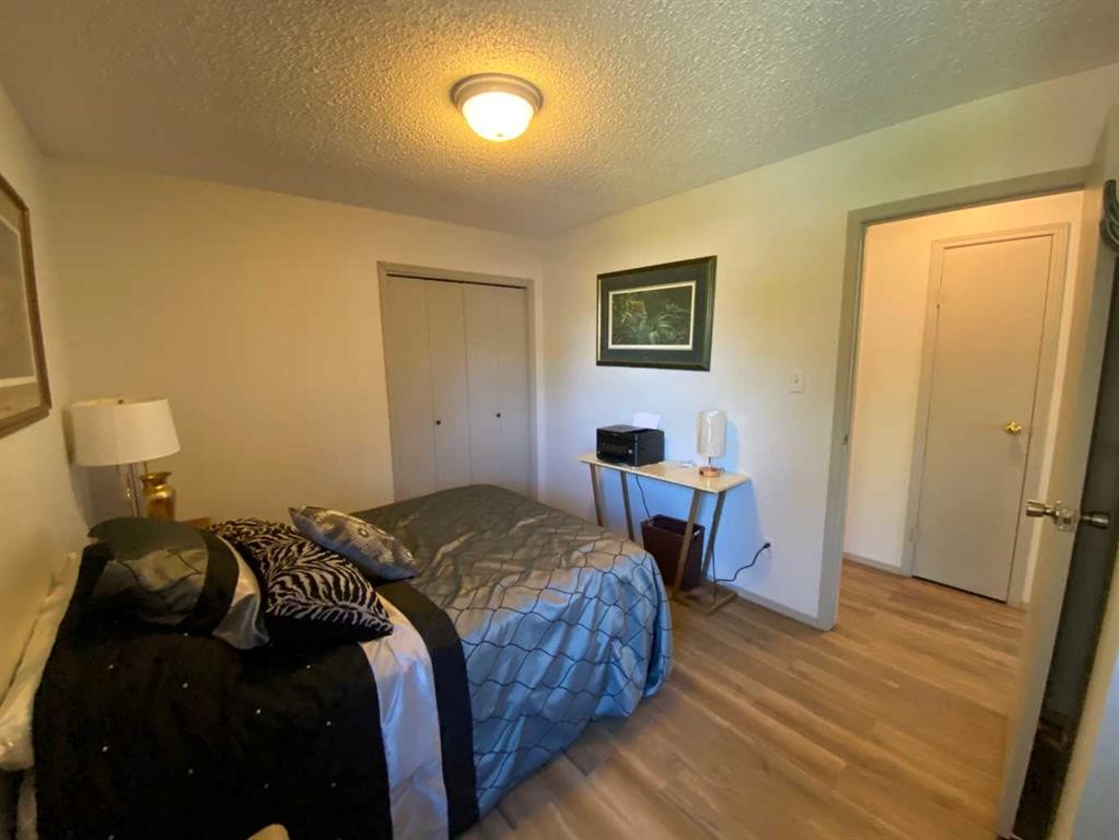 









3


Lake Bevan

Drive East,
Brooks,




AB
T1R0L3

