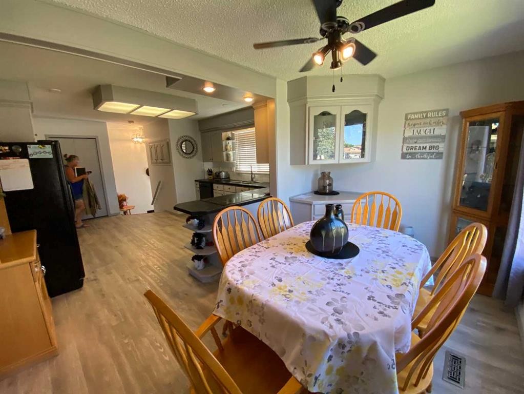 









3


Lake Bevan

Drive East,
Brooks,




AB
T1R0L3

