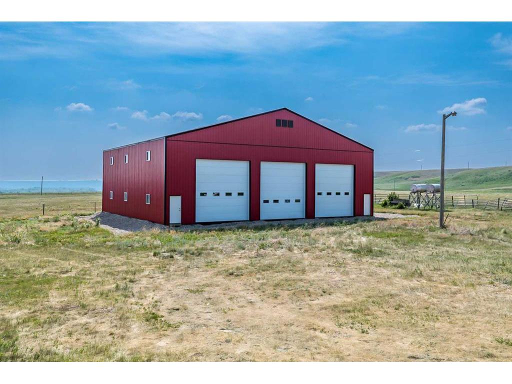 









274128


320

Street East, 200,
Rural Foothills County,




AB
T0L 0J0

