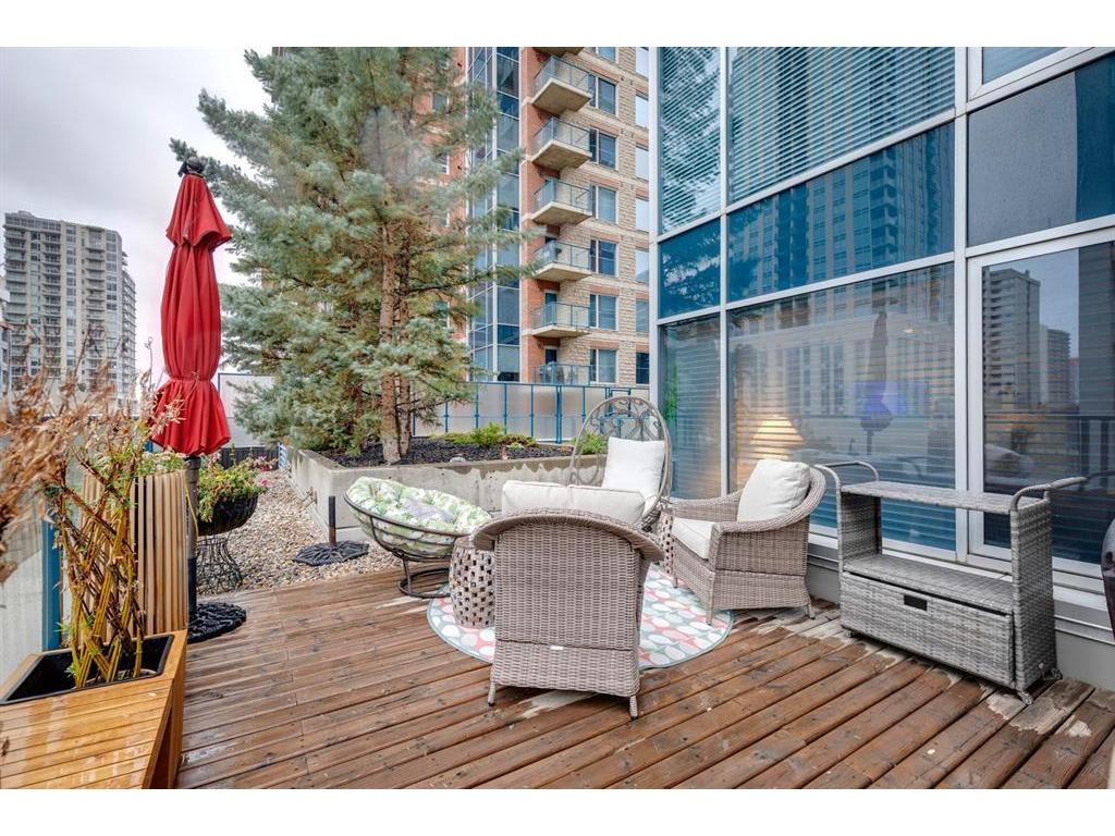 









910


5

Avenue Southwest, 608,
Calgary,




AB
T2P 0C3

