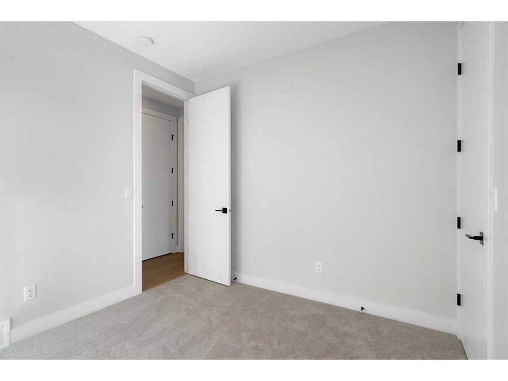 









2708


17A

Street Northwest,
Calgary,




AB
T2M 3S8

