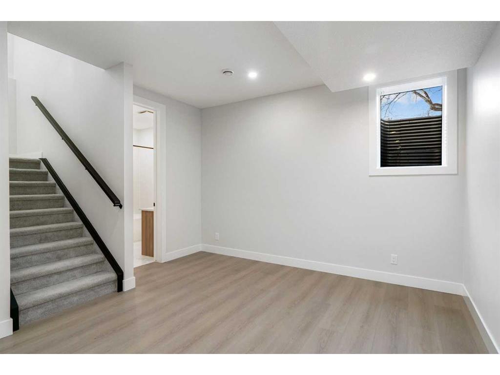 









2708


17A

Street Northwest,
Calgary,




AB
T2M 3S8

