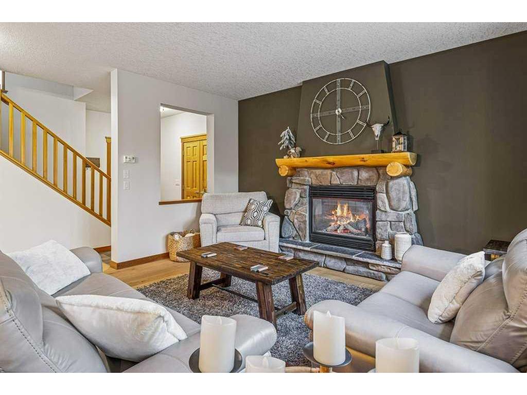 









215


Miskow

Close,
Canmore,




AB
T1W3G7

