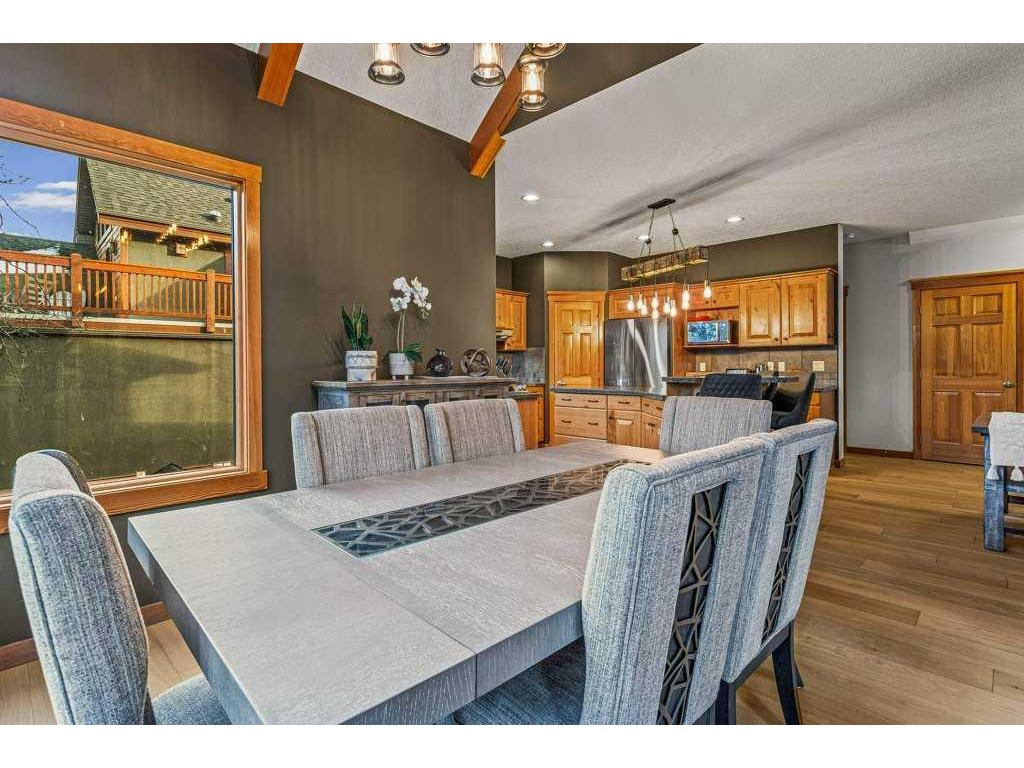 









215


Miskow

Close,
Canmore,




AB
T1W3G7

