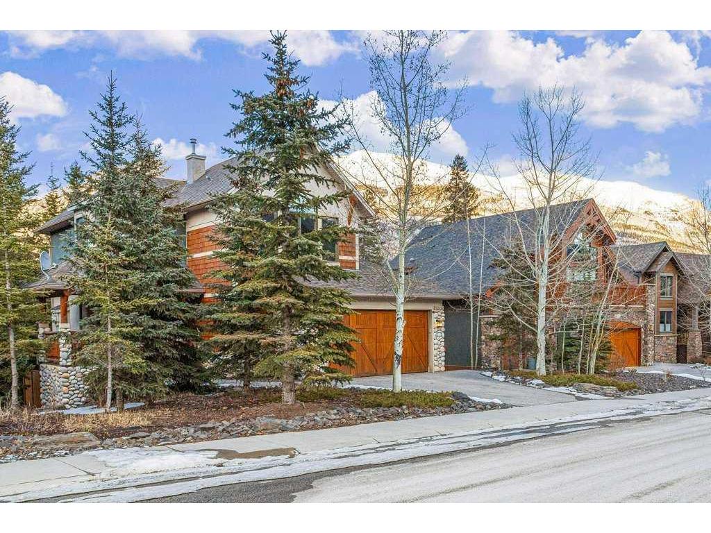 









215


Miskow

Close,
Canmore,




AB
T1W3G7

