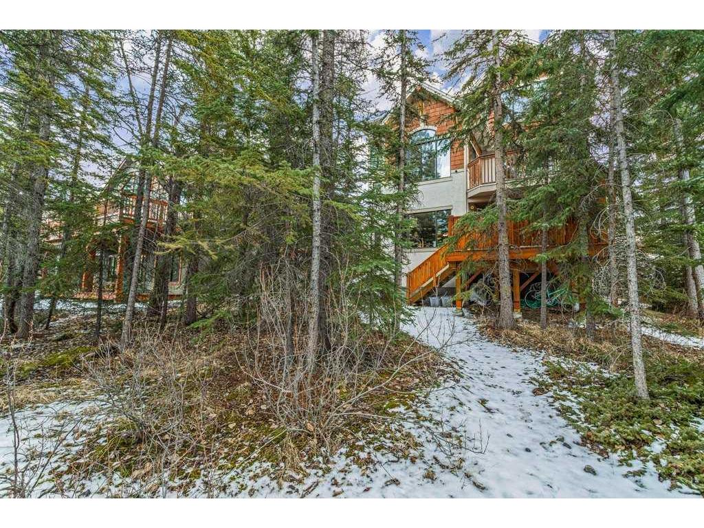 









215


Miskow

Close,
Canmore,




AB
T1W3G7


