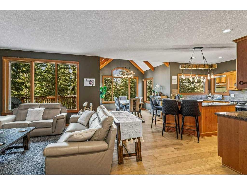 









215


Miskow

Close,
Canmore,




AB
T1W3G7

