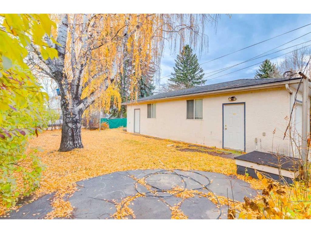 









3412


1

Street Northwest,
Calgary,




AB
T2K0W4

