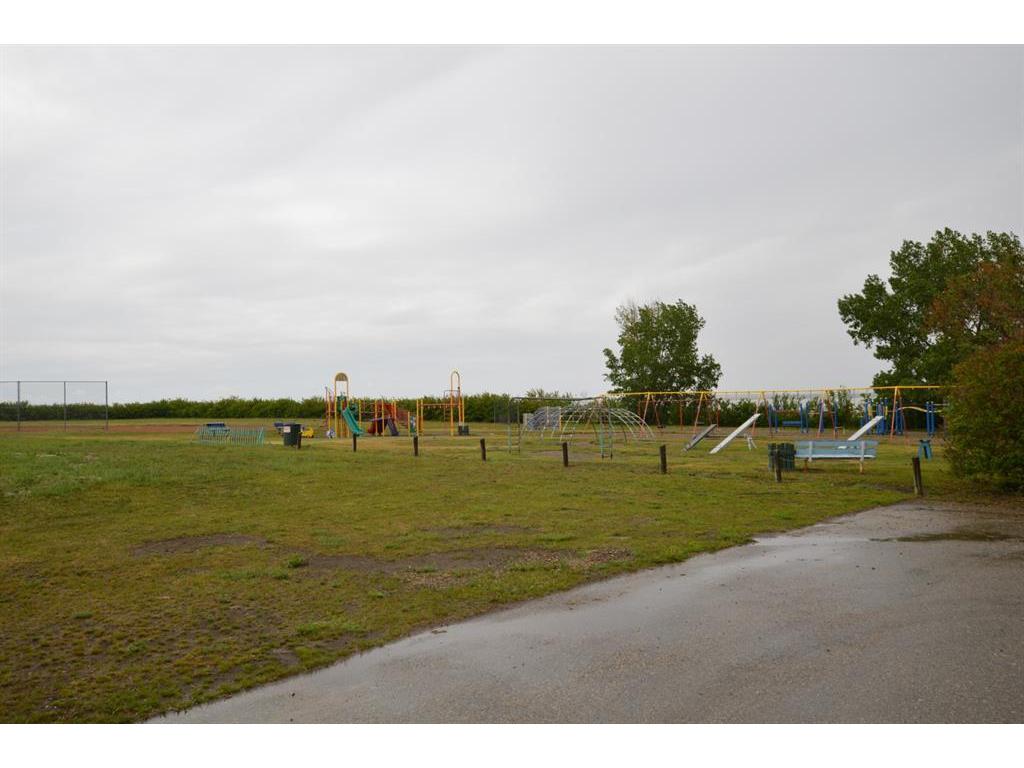 









255


1

Avenue West,
Hussar,







AB
T0J 1S0

