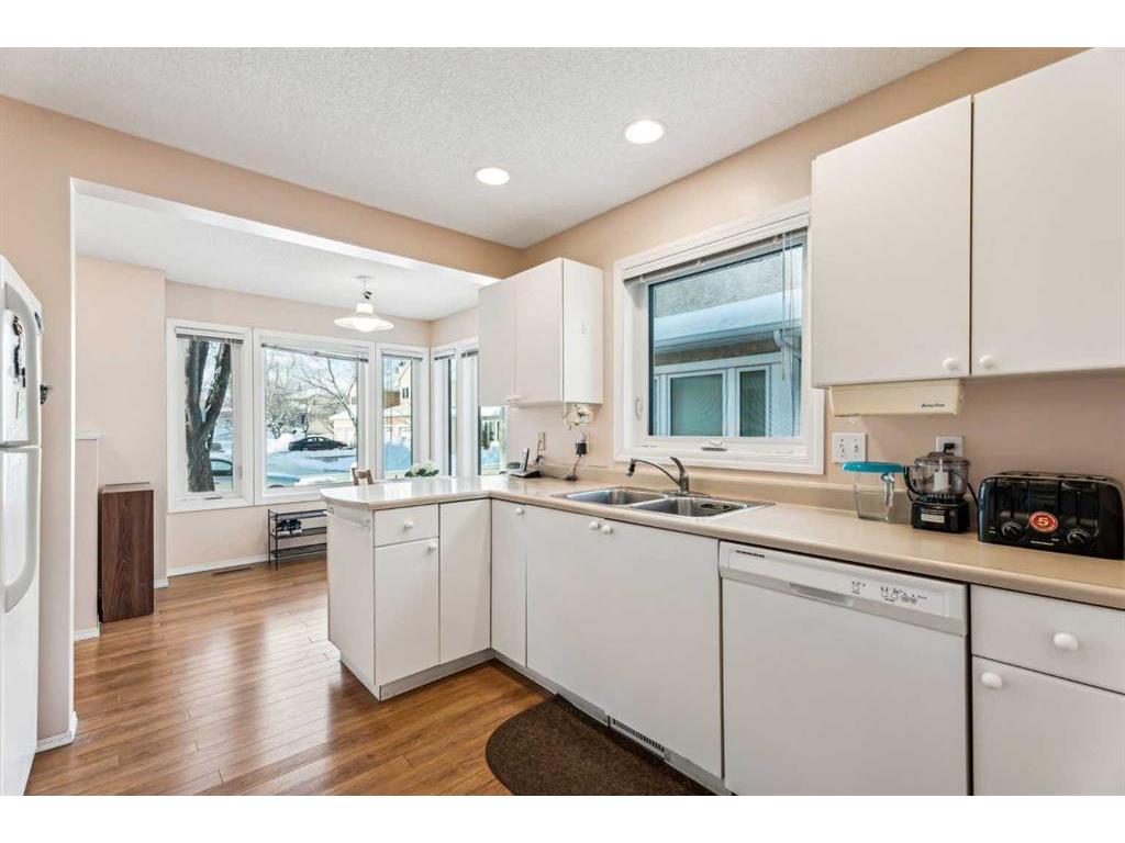 









388


Sandarac

Drive Northwest, 26,
Calgary,




AB
T3K 4E3

