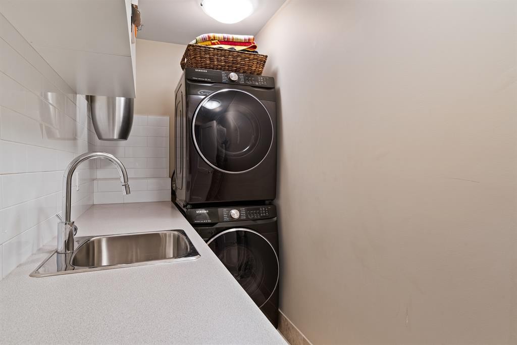 









600


Princeton

Way Southwest, 205,
Calgary,




AB
T2P 5N4

