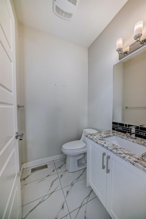 









382


Kings Heights

Drive Southeast,
Airdrie,




AB
T4A 0S2

