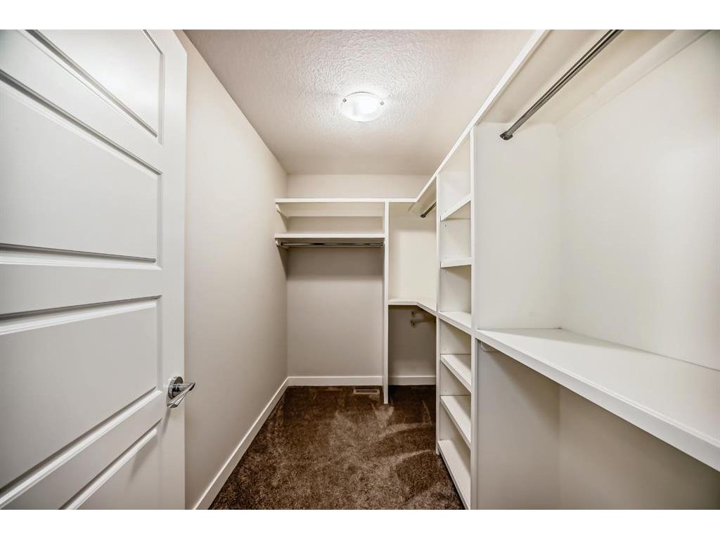 









382


Kings Heights

Drive Southeast,
Airdrie,




AB
T4A 0S2

