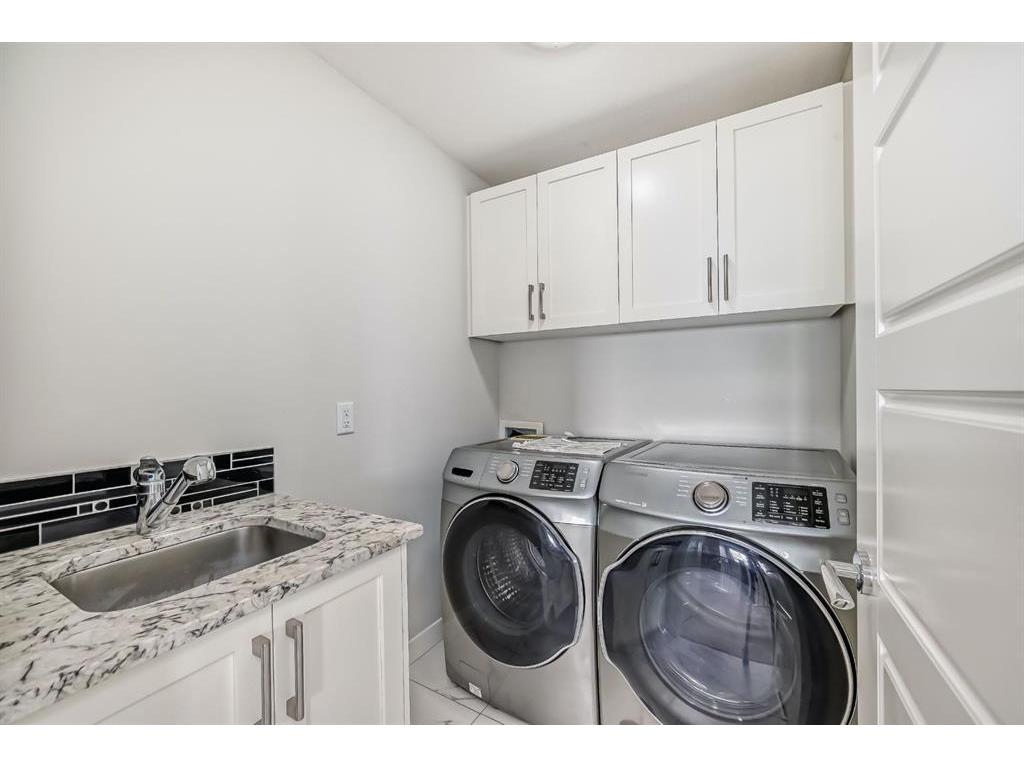 









382


Kings Heights

Drive Southeast,
Airdrie,




AB
T4A 0S2


