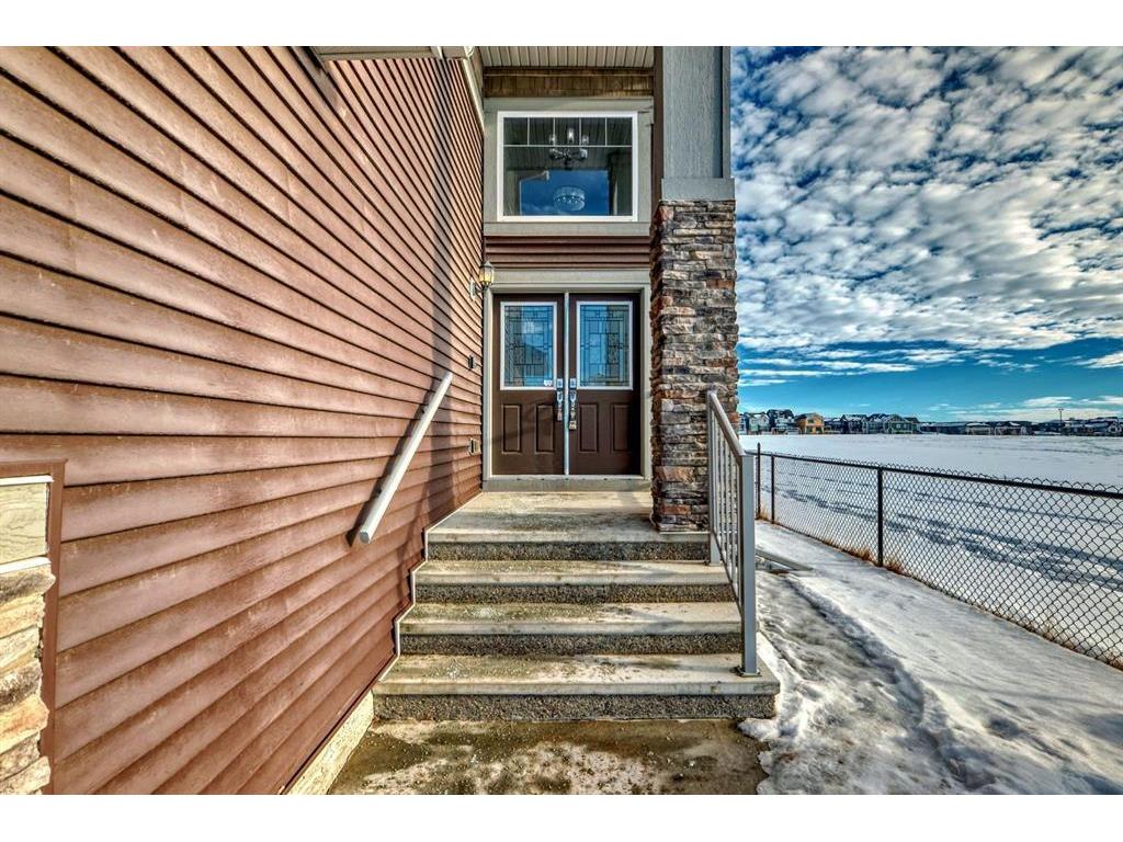 









382


Kings Heights

Drive Southeast,
Airdrie,




AB
T4A 0S2

