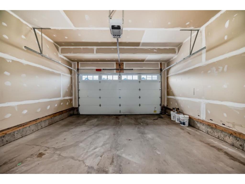 









382


Kings Heights

Drive Southeast,
Airdrie,




AB
T4A 0S2

