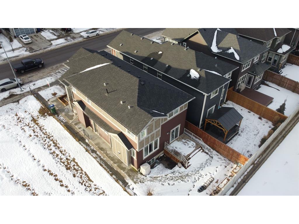 









382


Kings Heights

Drive Southeast,
Airdrie,




AB
T4A 0S2


