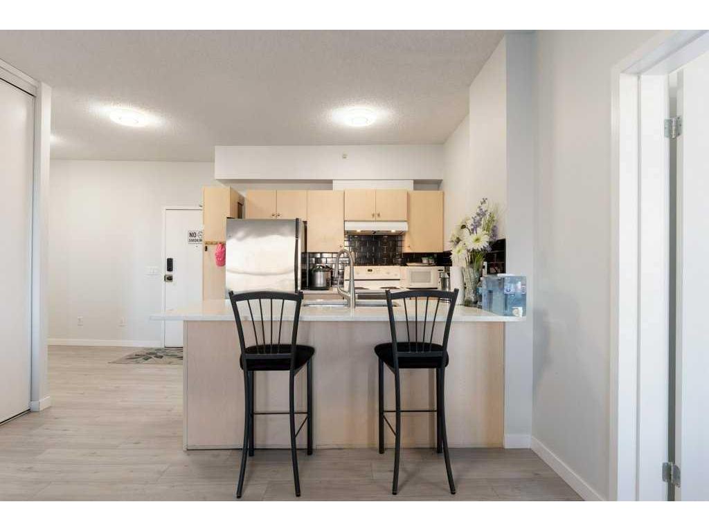 









73


Erin Woods

Court Southeast, 4307,
Calgary,




AB
T2B 3V2

