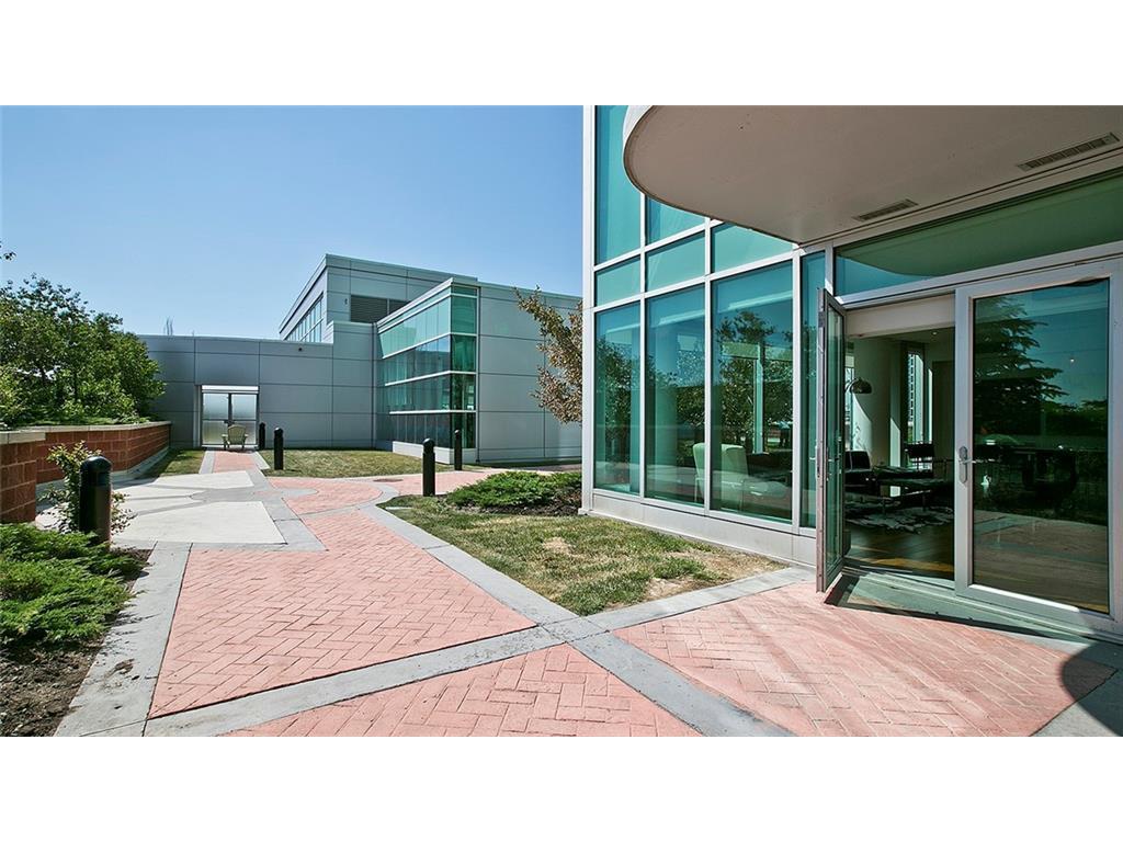 









433


11

Avenue Southeast, 604,
Calgary,




AB
T2G 0C7

