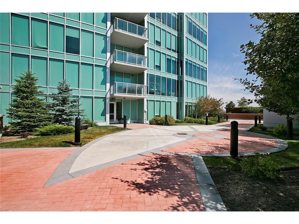 









433


11

Avenue Southeast, 604,
Calgary,




AB
T2G 0C7

